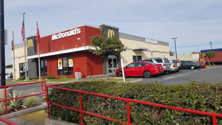 McDonald's in Long Beach CA