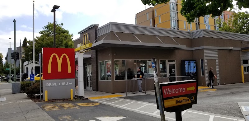 McDonald's in Oakland CA