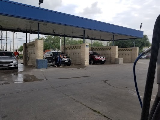 Sparkle Car Wash in Houston TX