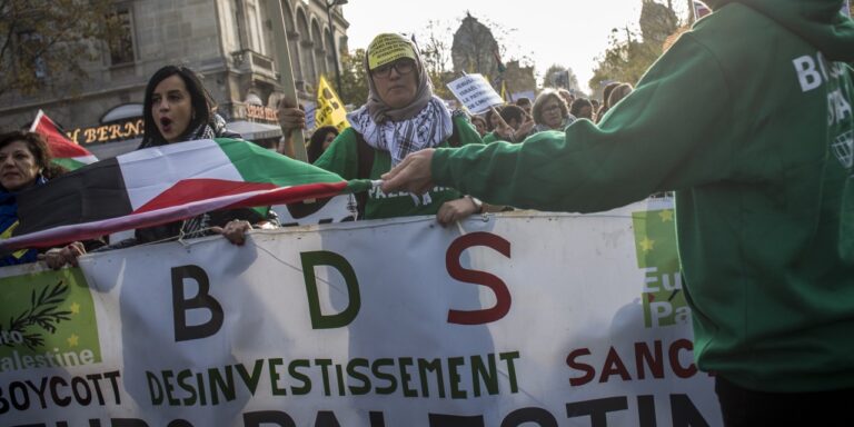 Understanding BDS Movement What Is It All About? Paketmu Business Review